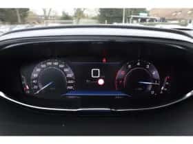 Peugeot 5008 (2021) thumbnail 11