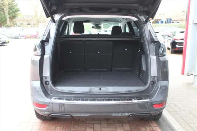Peugeot 5008 (2021) thumbnail 18