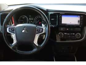 Mitsubishi Outlander thumbnail 7