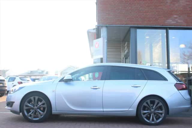 Opel Insignia (2016) thumbnail 2
