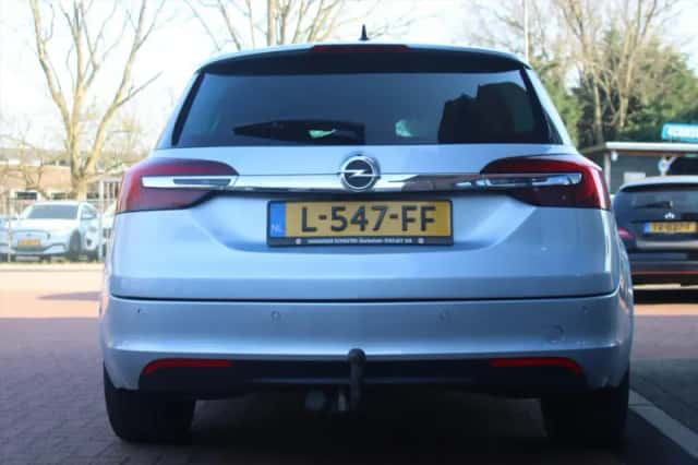 Opel Insignia (2016) thumbnail 4