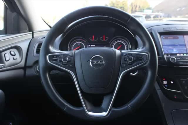 Opel Insignia (2016) thumbnail 8