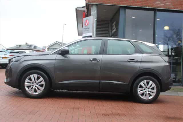 Peugeot 3008 (2021) thumbnail 2