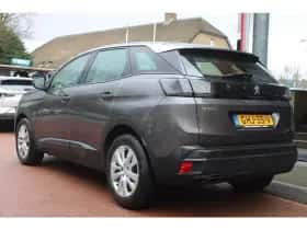 Peugeot 3008 (2021) thumbnail 3