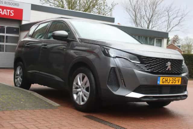 Peugeot 3008 (2021) thumbnail 6