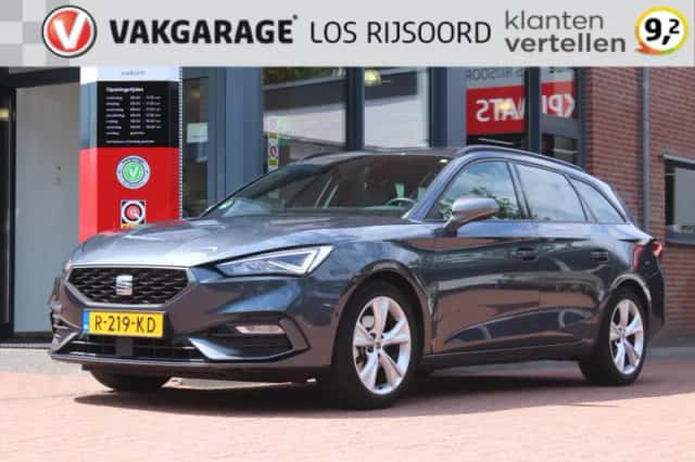 SEAT Leon (2022) thumbnail 1