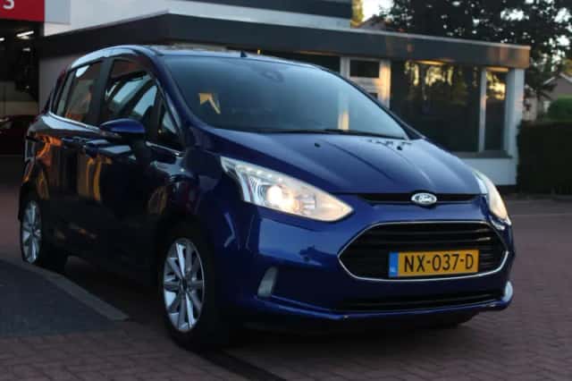 Ford B-Max (2017) thumbnail 6