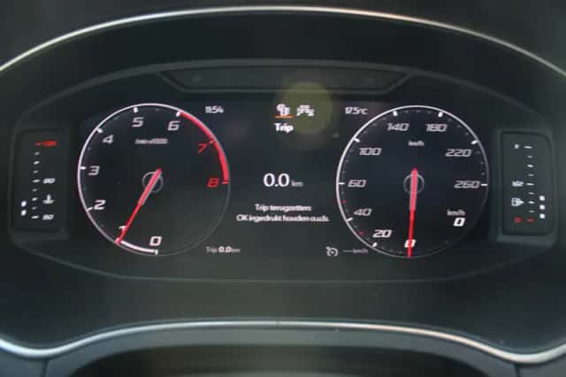SEAT Ibiza (2022) thumbnail 12