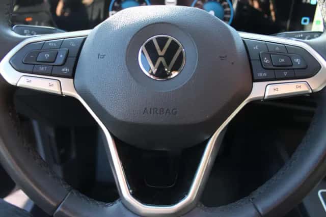Volkswagen Golf (2022) thumbnail 12