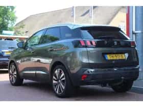 Peugeot 3008 (2018) thumbnail 3