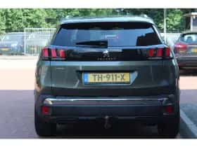 Peugeot 3008 (2018) thumbnail 4