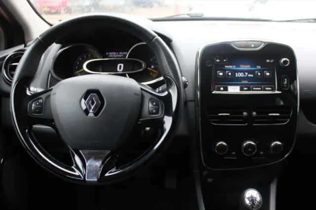 Renault Clio (2013) thumbnail 6