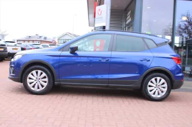 SEAT Arona (2020) thumbnail 2