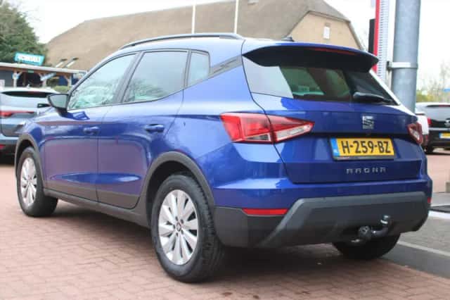 SEAT Arona (2020) thumbnail 3