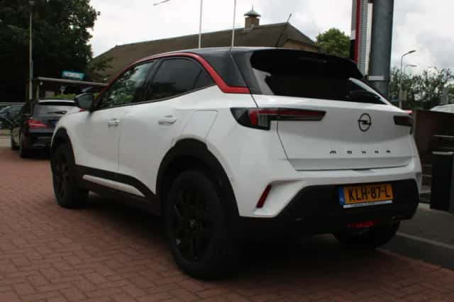 Opel Mokka (2022) thumbnail 3