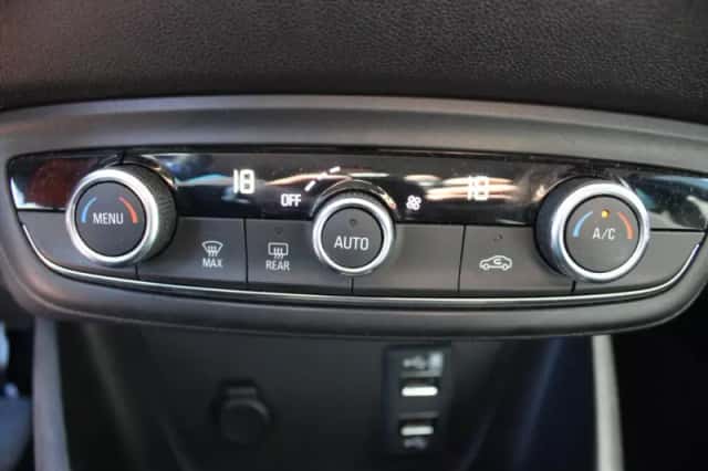 Opel Crossland X (2020) thumbnail 11