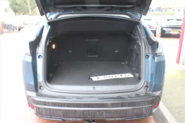 Peugeot 3008 (2021) thumbnail 16