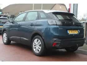Peugeot 3008 (2021) thumbnail 3