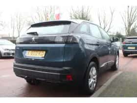 Peugeot 3008 (2021) thumbnail 5