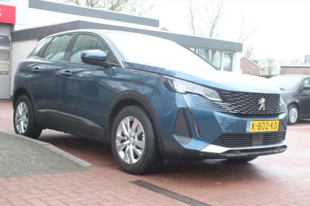 Peugeot 3008 (2021) thumbnail 6