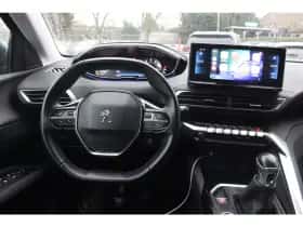 Peugeot 3008 (2021) thumbnail 7