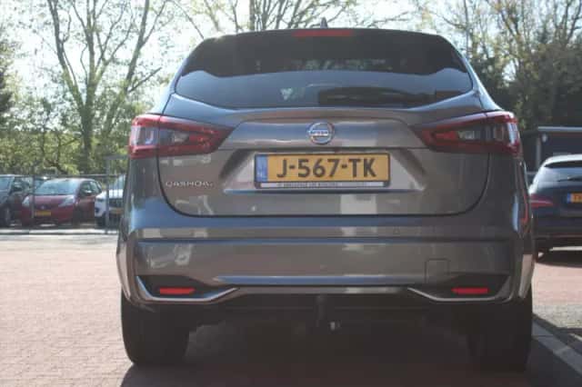 Nissan Qashqai (2020) thumbnail 4