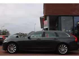 Volvo V90 (2019) thumbnail 2