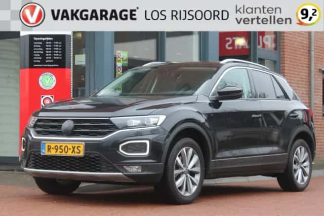 Volkswagen T-Roc (2022) thumbnail 1