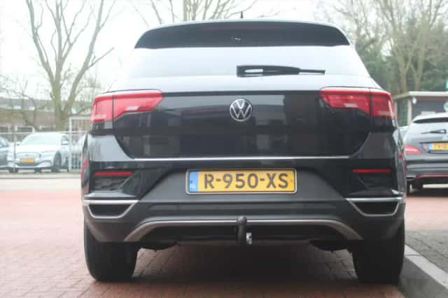 Volkswagen T-Roc (2022) thumbnail 4