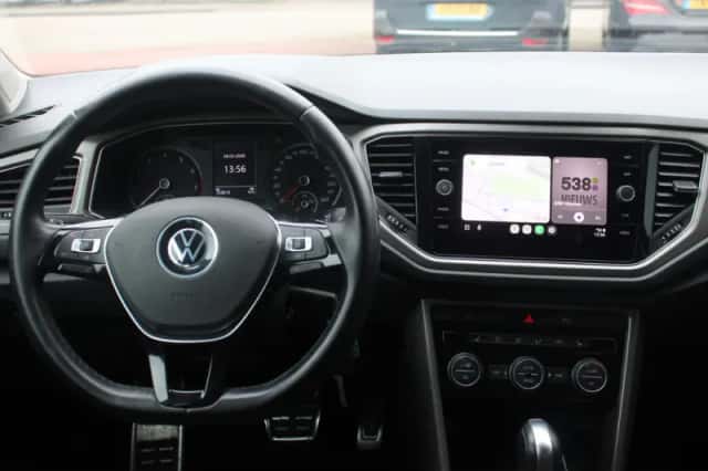 Volkswagen T-Roc (2022) thumbnail 7