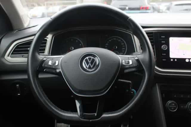 Volkswagen T-Roc (2022) thumbnail 8
