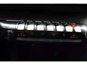 Peugeot 5008 (2021) thumbnail 11