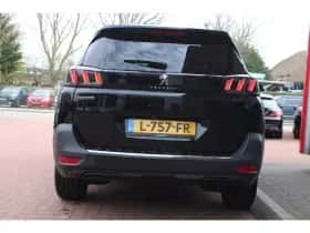 Peugeot 5008 (2021) thumbnail 4