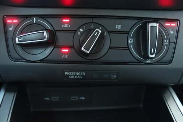 SEAT Arona (2021) thumbnail 12