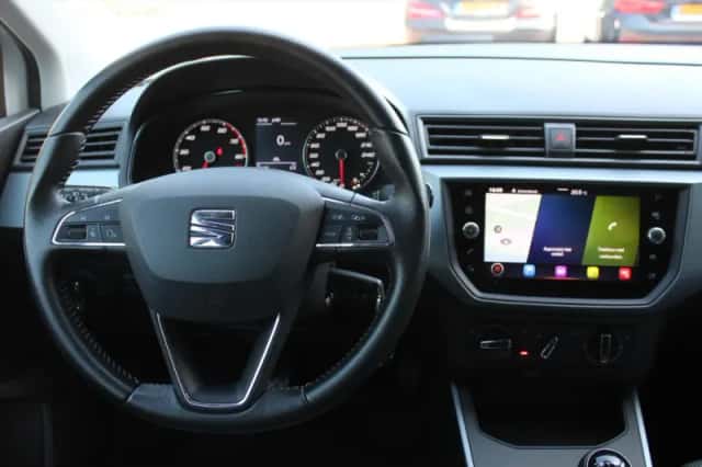 SEAT Arona (2021) thumbnail 7