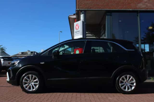 Opel Crossland (2022) thumbnail 2