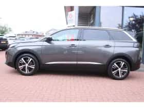 Peugeot 5008 (2022) thumbnail 2