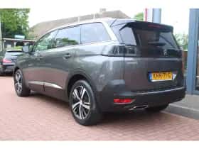 Peugeot 5008 (2022) thumbnail 3
