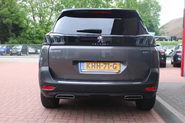 Peugeot 5008 (2022) thumbnail 4