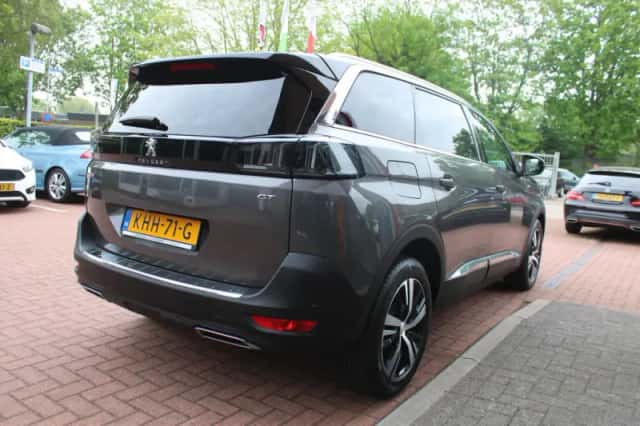 Peugeot 5008 (2022) thumbnail 5