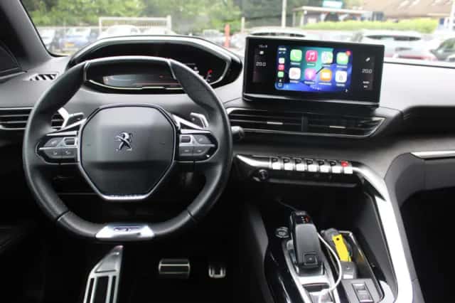 Peugeot 5008 (2022) thumbnail 7