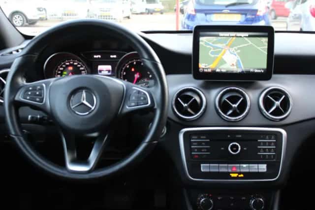 Mercedes-Benz CLA-Klasse (2018) thumbnail 7