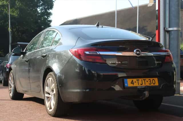 Opel Insignia (2014) thumbnail 3