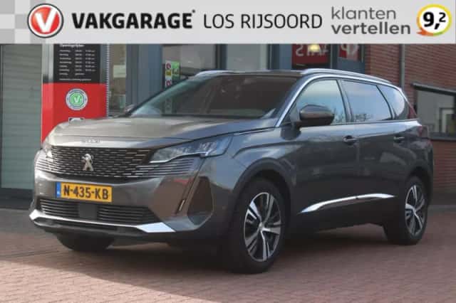 Peugeot 5008 (2021) thumbnail 1