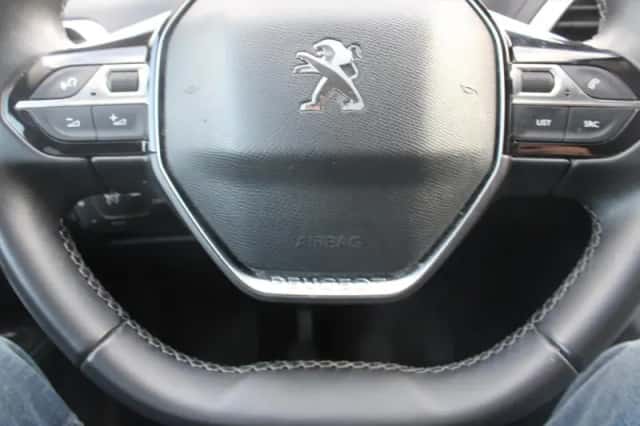 Peugeot 5008 (2021) thumbnail 14