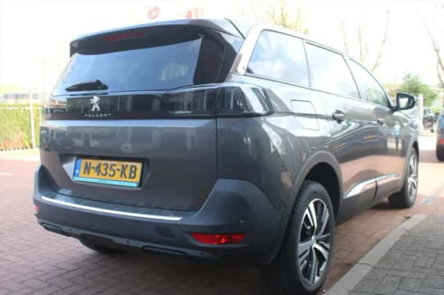 Peugeot 5008 (2021) thumbnail 5