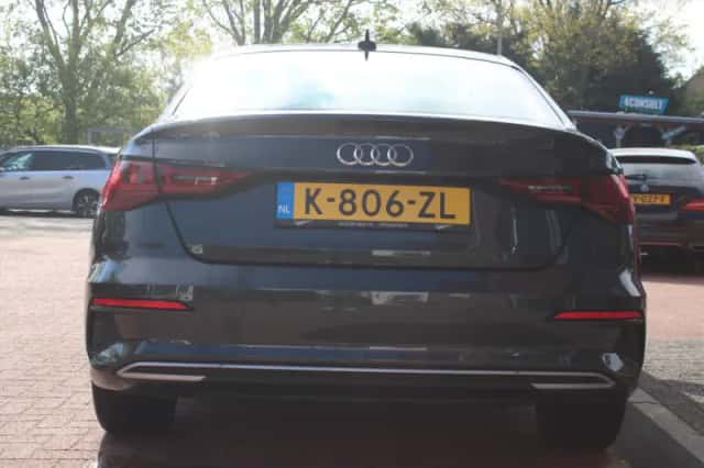 Audi A3 (2021) thumbnail 4
