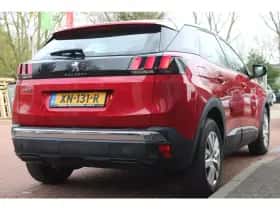 Peugeot 3008 (2019) thumbnail 5