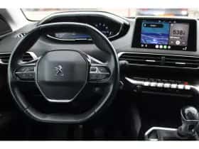 Peugeot 3008 (2019) thumbnail 7