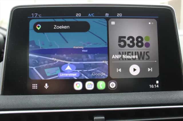 Peugeot 3008 (2019) thumbnail 10